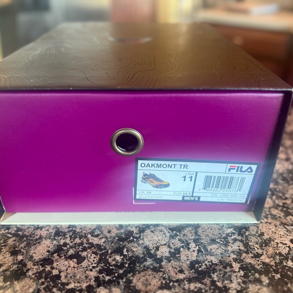 Fila Mens Sneaker - Picture 3 of 3